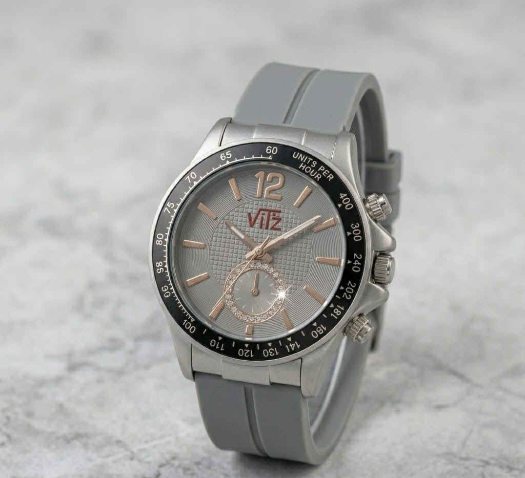 Round Dial Rubber Silicone Strap Watch with Magnet Lock