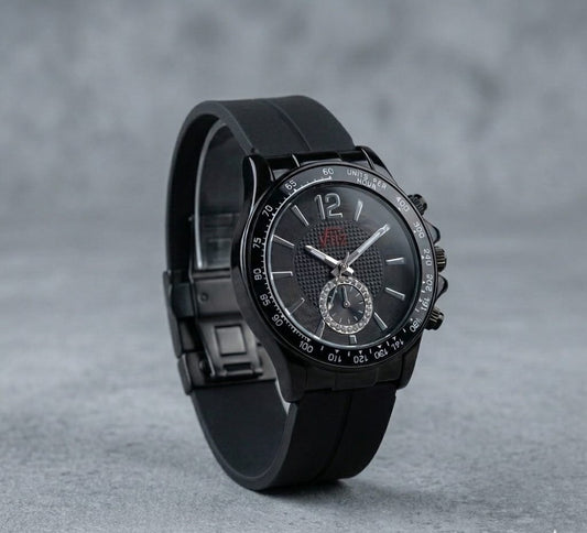 Round Dial Rubber Silicone Strap Watch with Magnet Lock