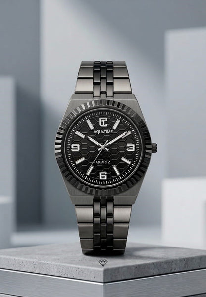 Aquatime Quartz – Fluted Bezel Two-Tone Watch with Honeycomb Dial