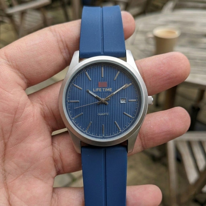 Life Time Men's Quartz Watch – Classic Textured Date Dial with Silicone Megnet Strap